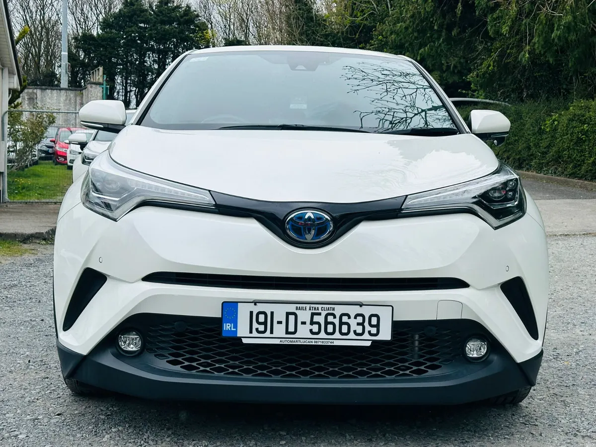 TOYOTA C-HR 2019 HYBRID 47895 KM ONLY 🔥 - Image 2