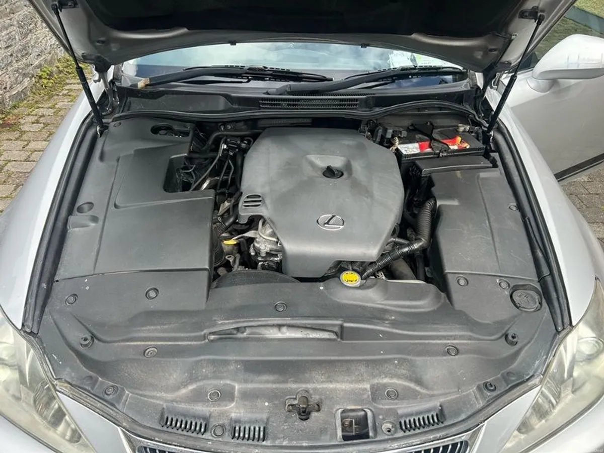 2008 Lexus Is - Image 4