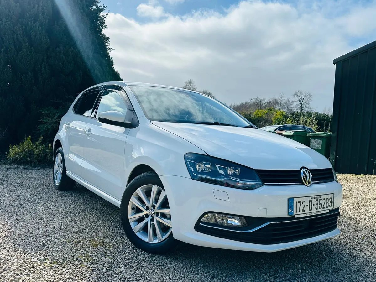 VW POLO 2017 1.2 AUTOMATIC 35964 KM ONLY - Image 1