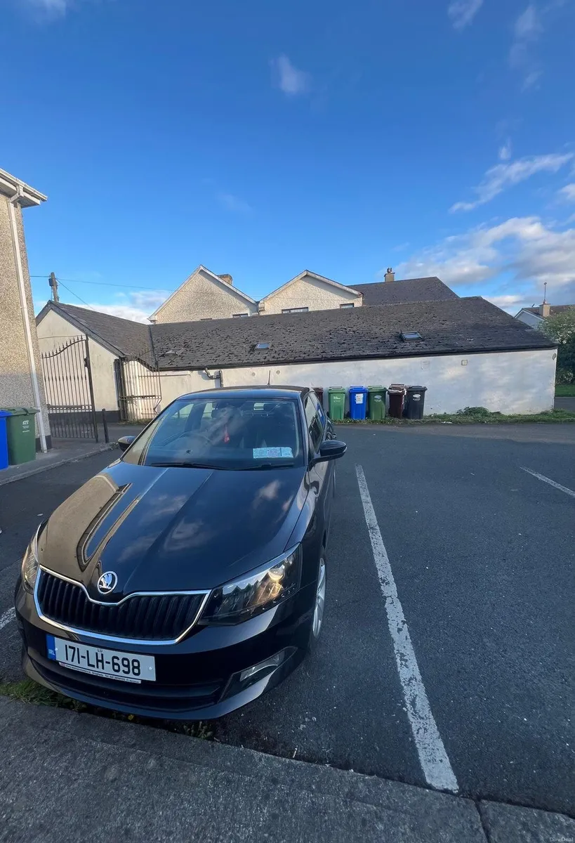 Skoda Fabia 2017 - Image 2