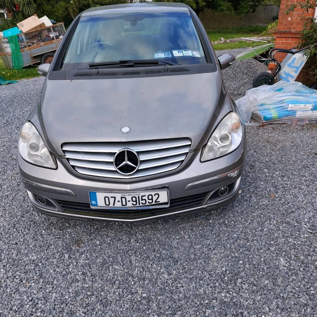 Mercedes B170 - Image 2