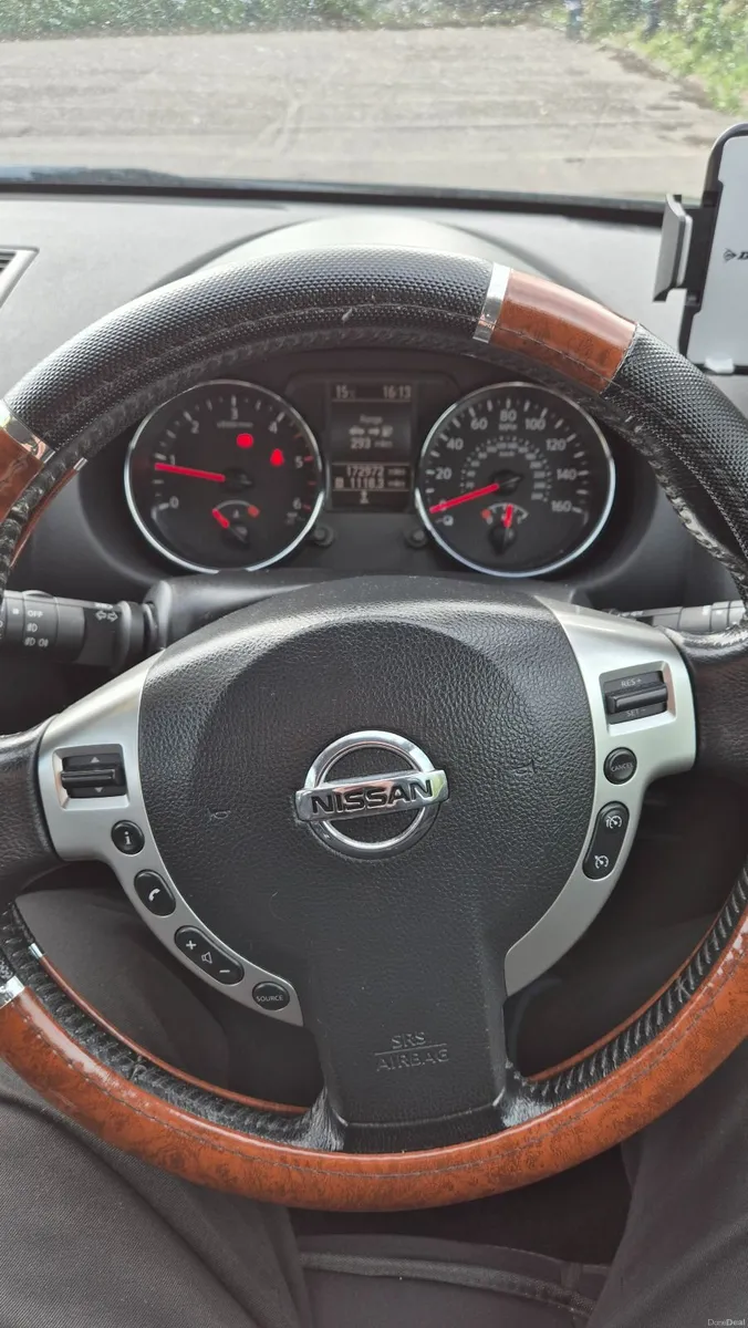 Nissan Qashqai 2011 - Image 4