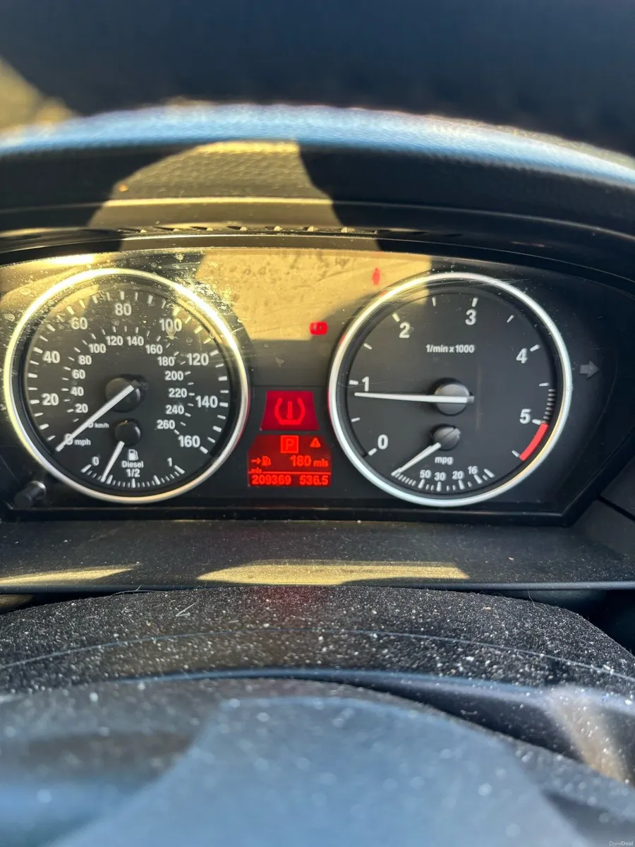 BMW 5 series - Image 4