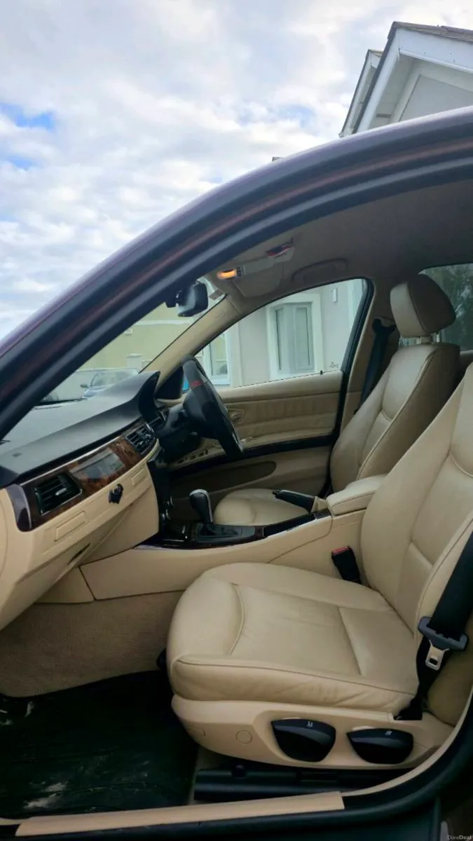 2007 Bmw 318i - Image 4