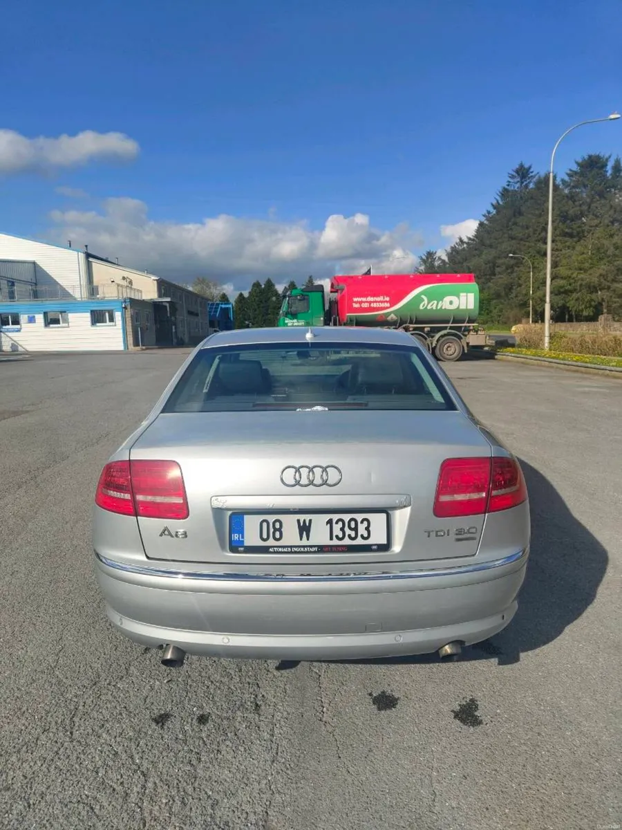 2008 Audi a8 - Image 2