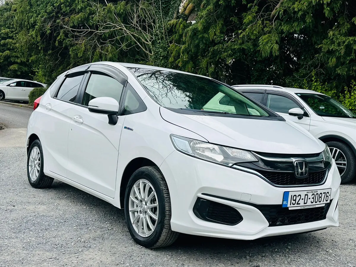 HONDA FIT 2019 52,000 KM WITH CRUISE CONTROL - Image 4