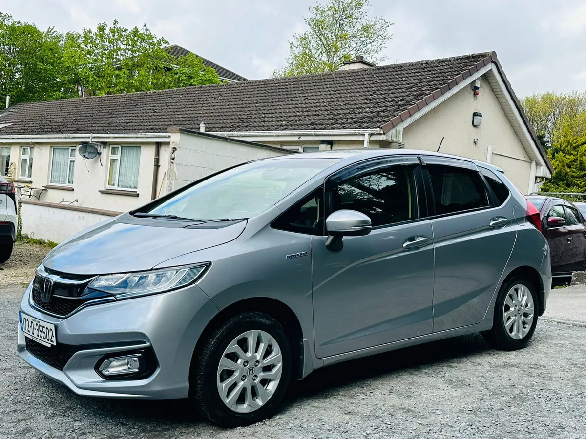 HONDA FIT 2017 LEATHER TOPSEPCS 36K KM ONLY - Image 4