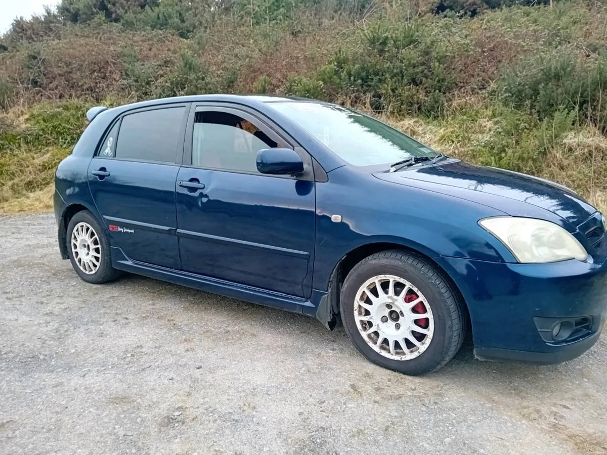 05 e12 toyota corolla - Image 2