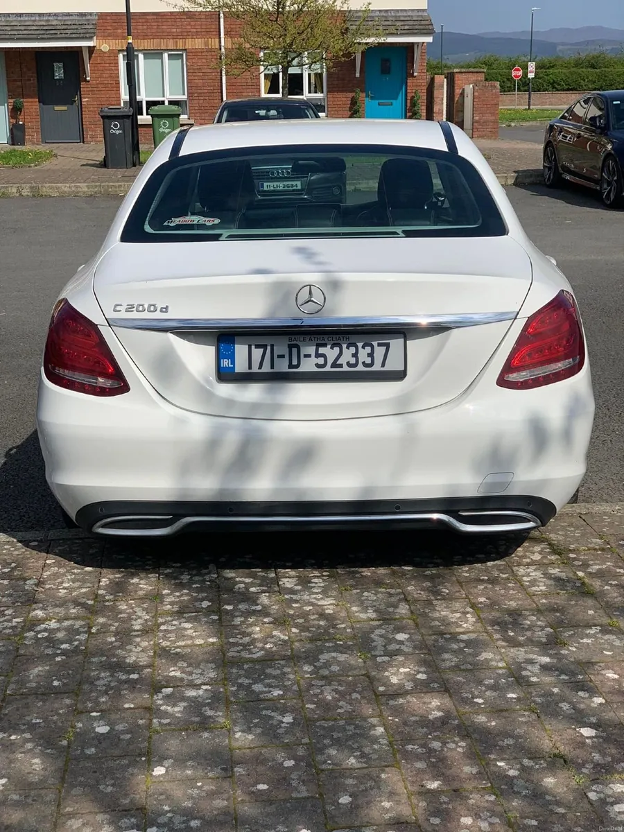 Mercedes-Benz C-Class 2017 - Image 3