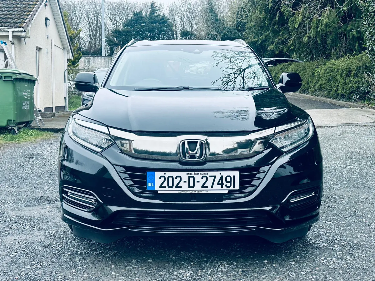 Honda Vezel/Hrv 2020 1.5 Hybrid Auto 28515 KM ONLY - Image 2