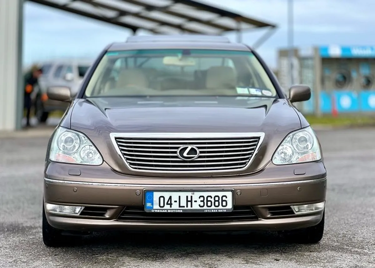 2004 Lexus Ls430 V8 - Image 2