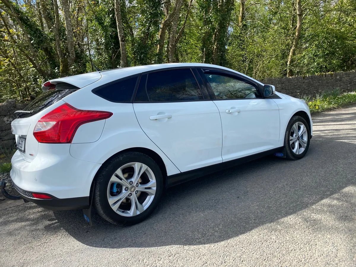 FORD FOCUS NCT 27/TAX 1-27 MINT FOCUS - Image 3