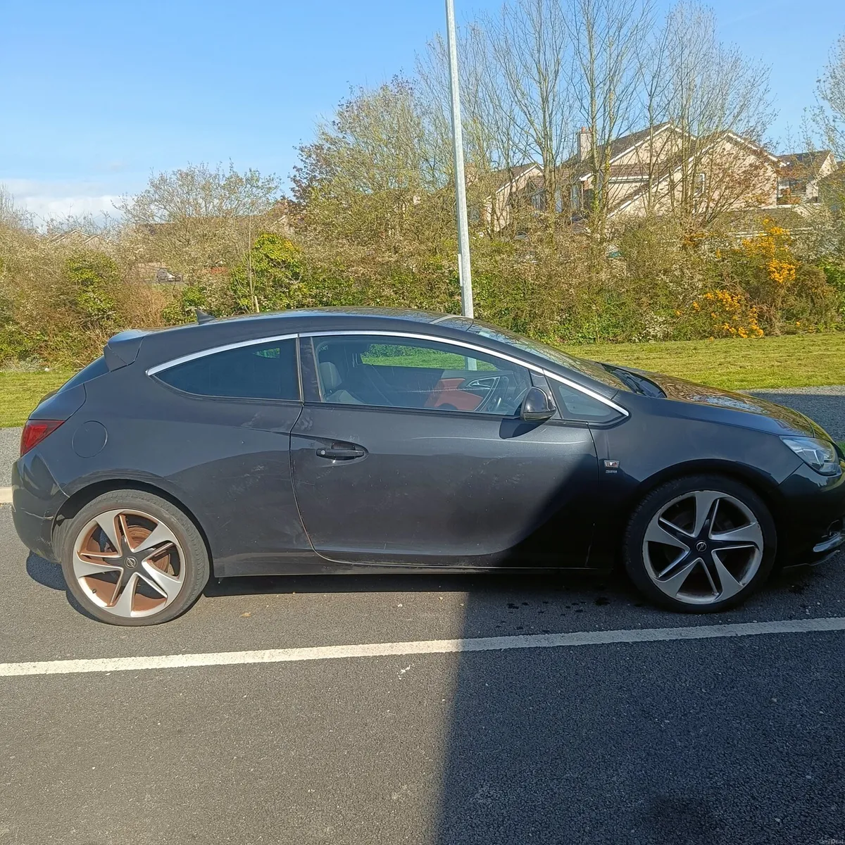 Opel Astra GTC Sri (needs repair) - Image 3