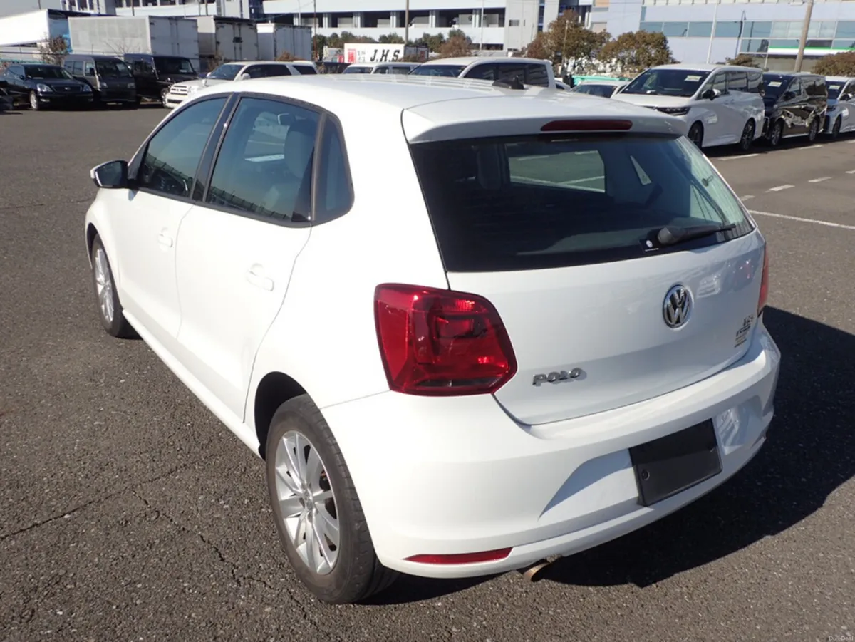 Volkswagen Polo 1.2 TSI HIGHLINE PRO PETROL AUTOMA - Image 4