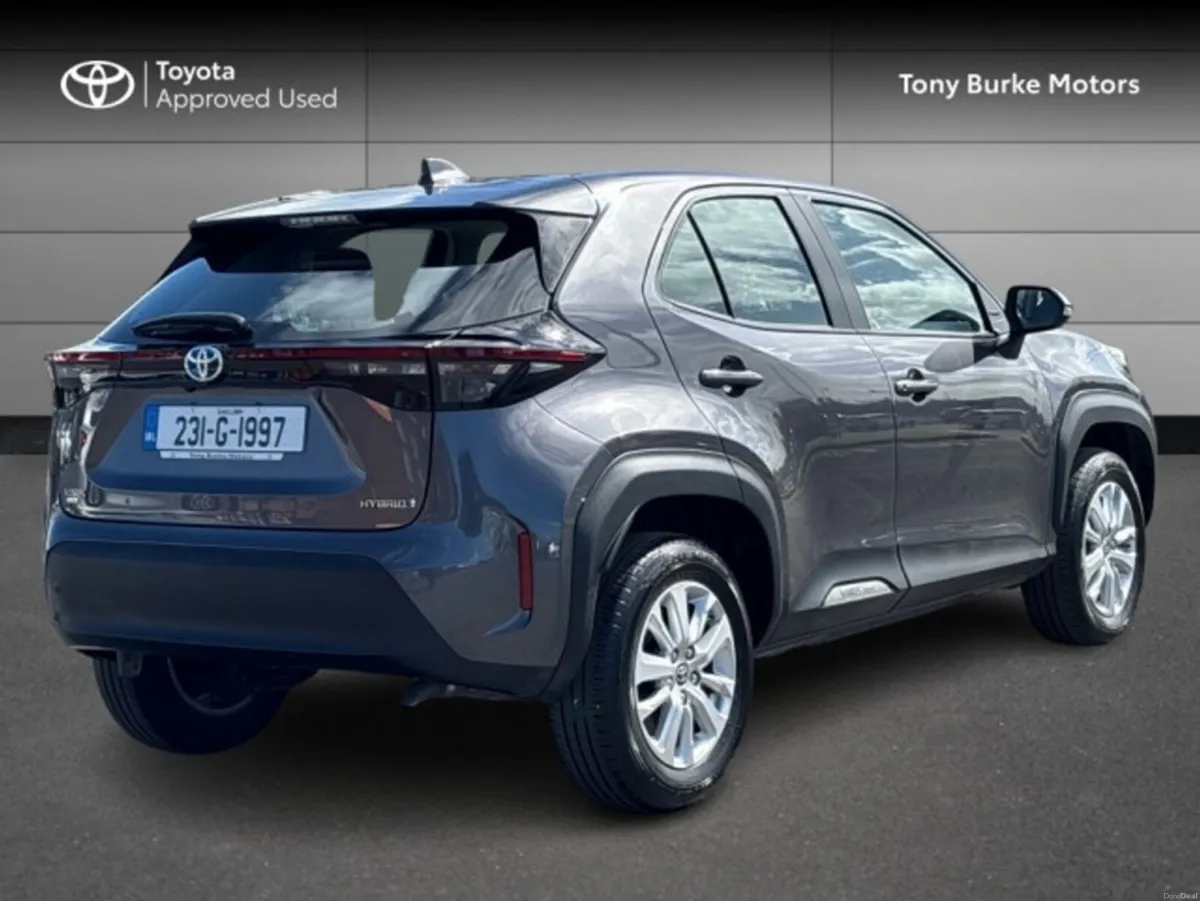 Toyota Yaris Cross Luna - 1.5 Hybrid - Automatic - - Image 2