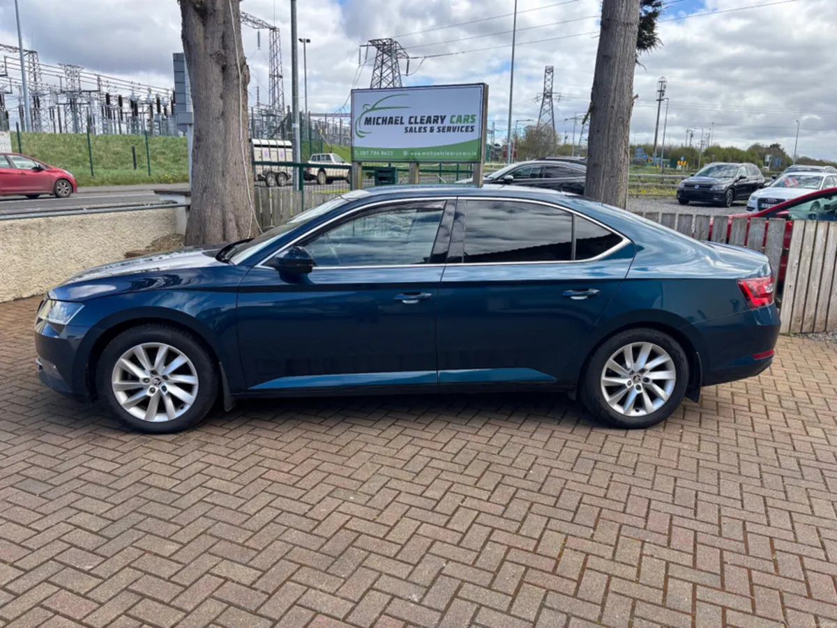 Skoda Superb STYLE 2.0 TDI 150BHP 4DR - Image 2