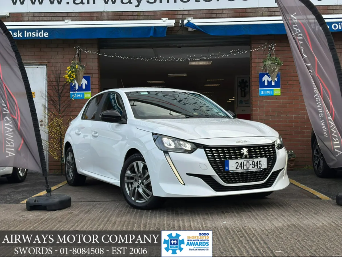 Peugeot 208 ACTIVE 1.2 5DR - LIKE BRAND NEW - Image 1