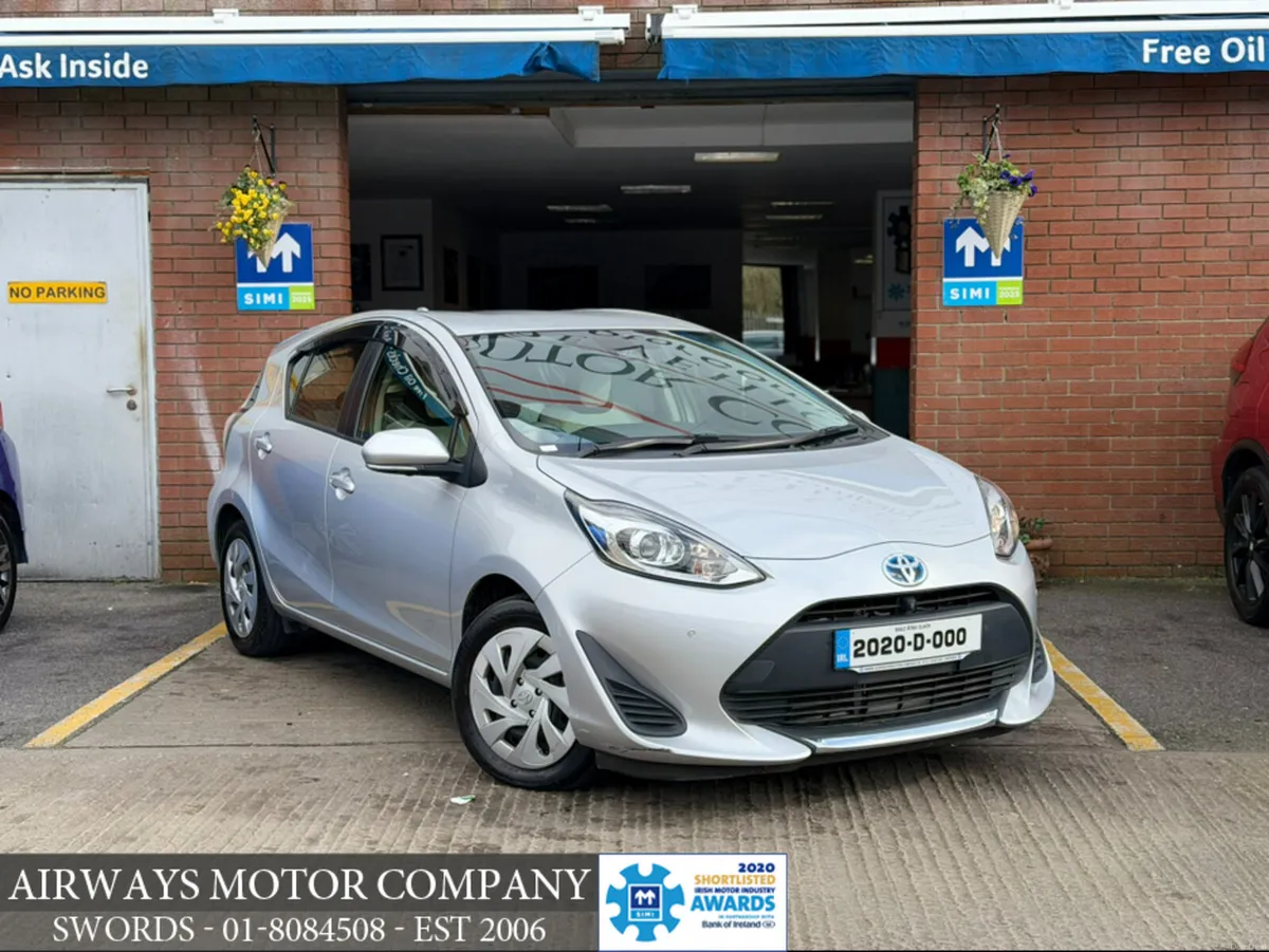 Toyota Aqua 1.5 HYBRID AUTO - Image 1