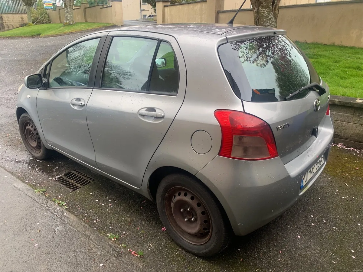 Toyota Yaris 2007 - Image 4
