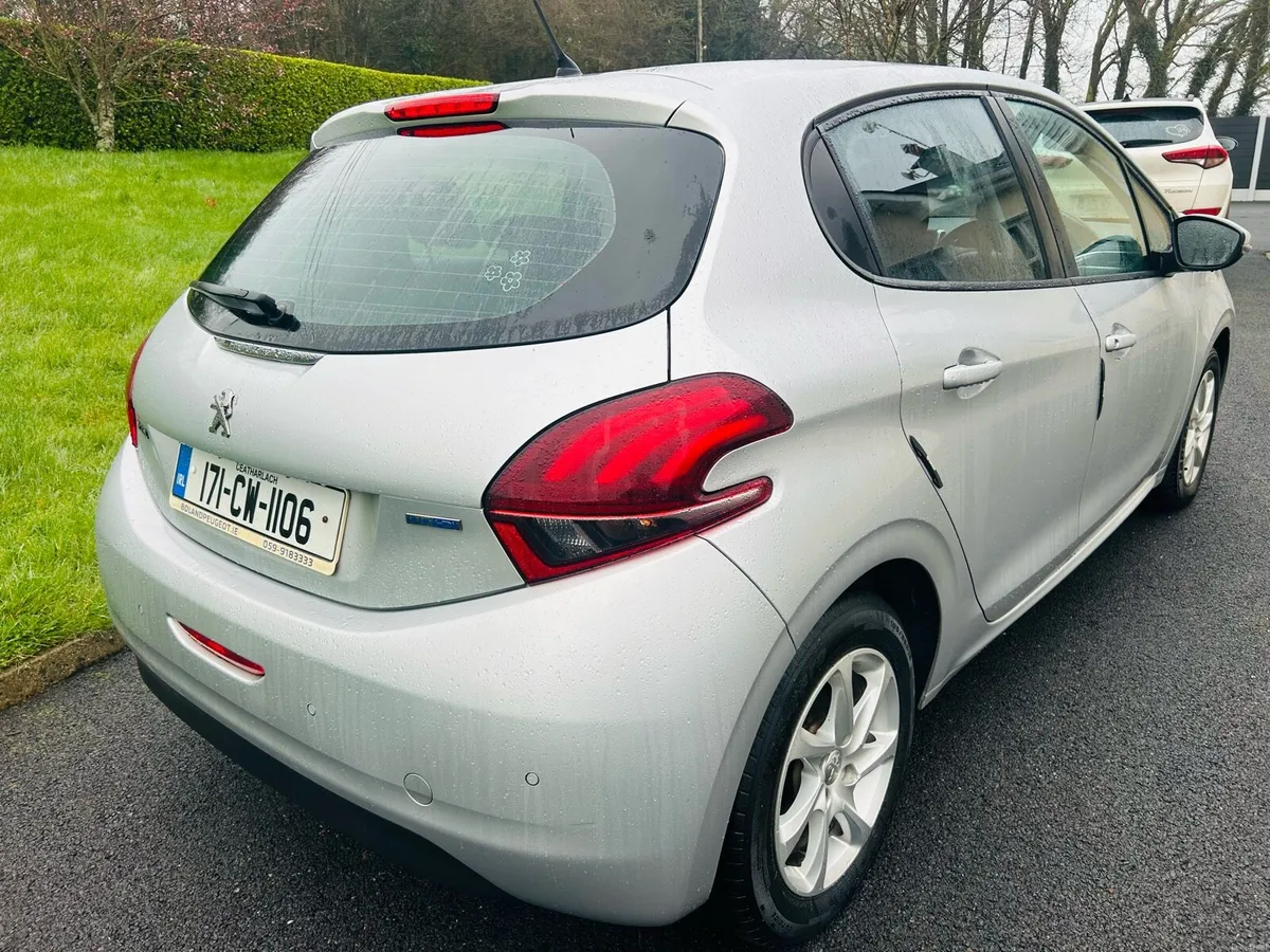 Peugeot 207 1.4 Hdi 1 owner from new - Image 3