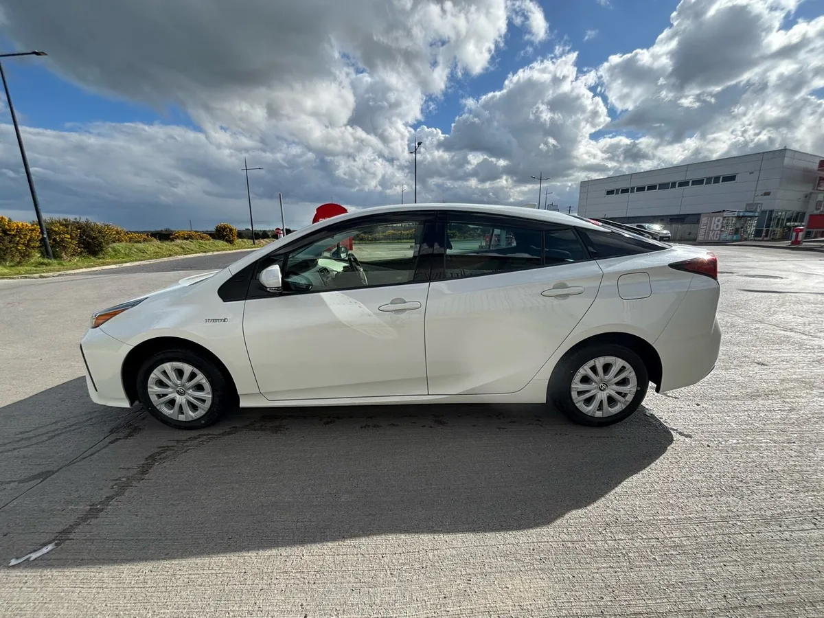 Toyota Prius - Image 1