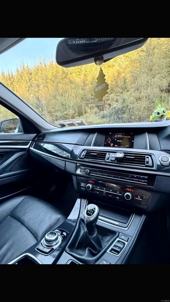 Bmw 5 series 2015  Low miles.Brand new Nct, taxed - Image 4