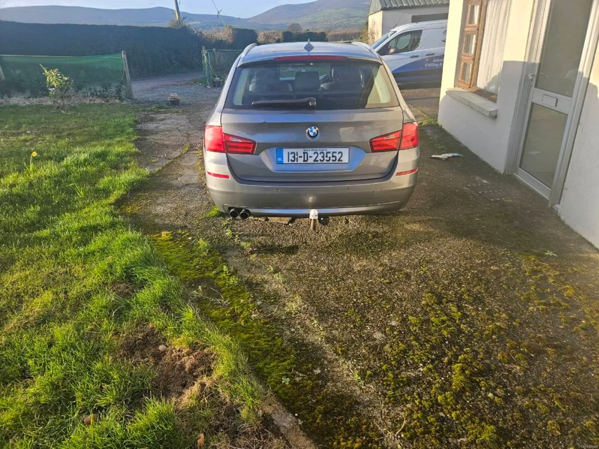 BMW 5 Series - Image 4