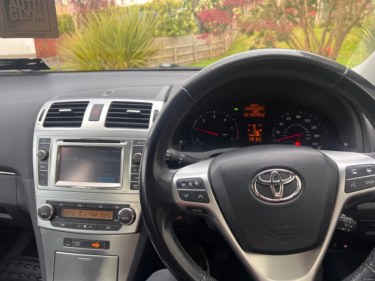 Toyota Avensis - Image 3