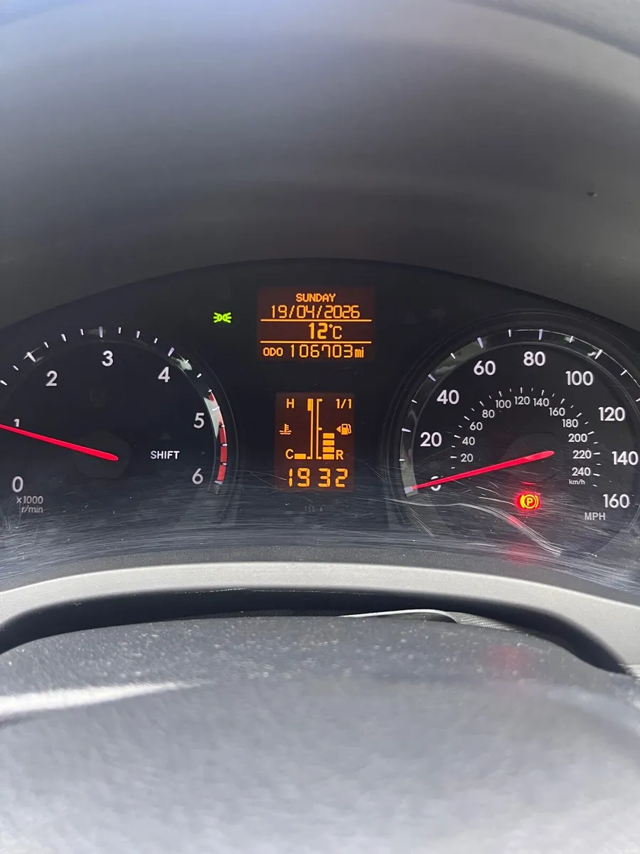 Toyota Avensis - Image 2