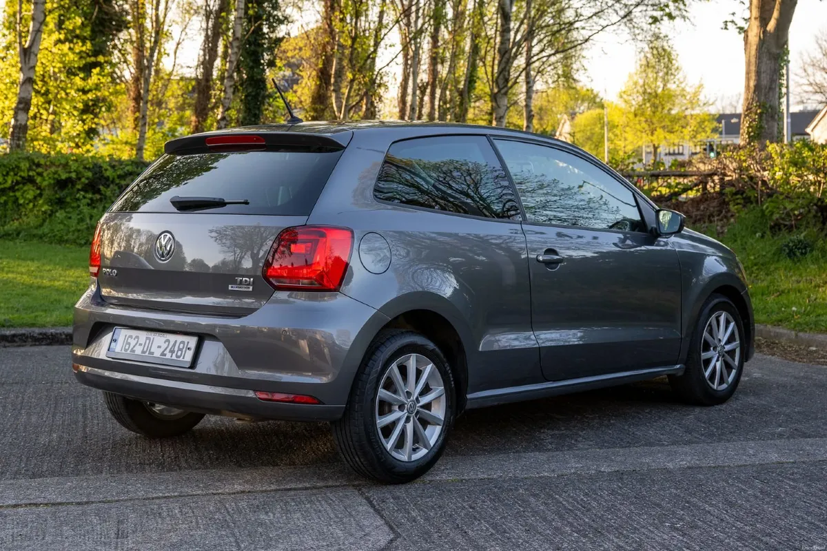Volkswagen Polo 1.4 TDI Bluemotion 2016 - Image 4