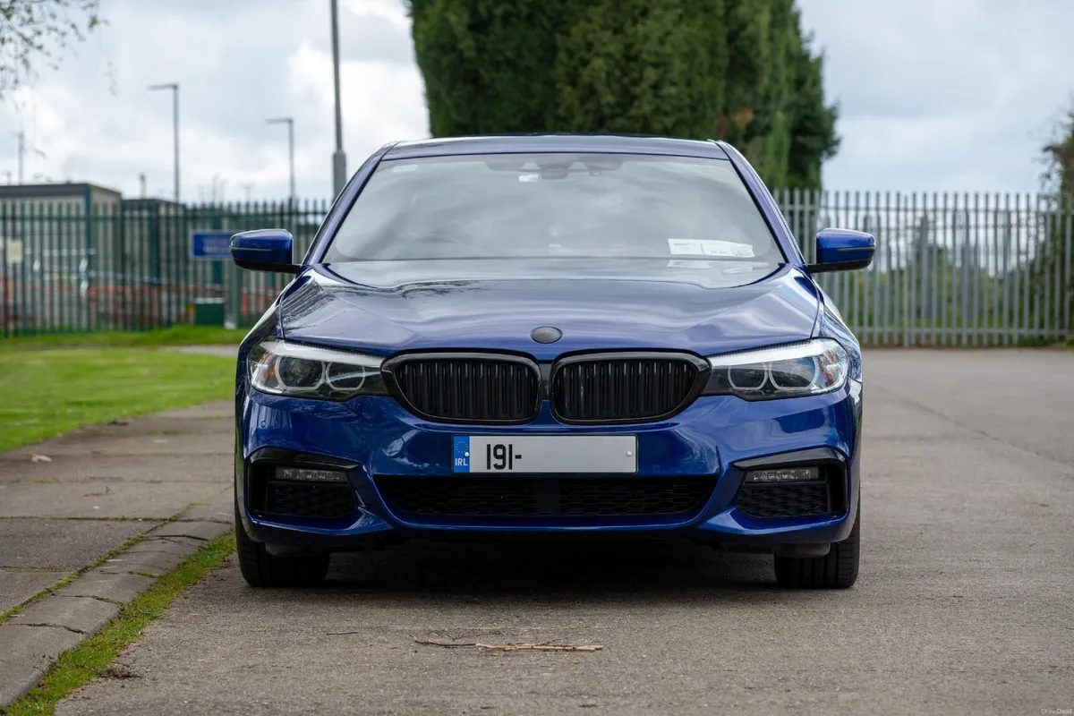 BMW 5-Series 2019 - Image 4