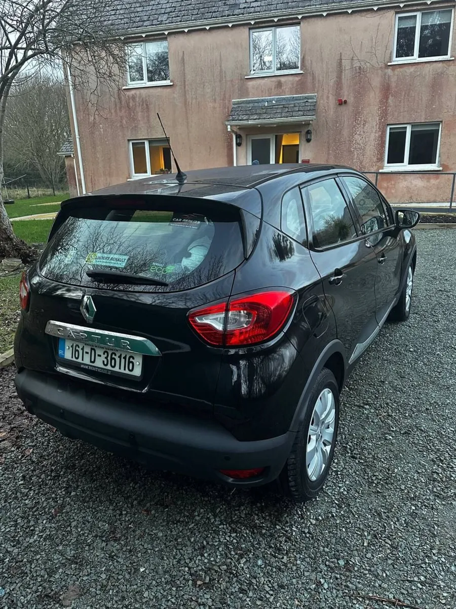Renault Captur 2016 1.5d low mileage - Image 2