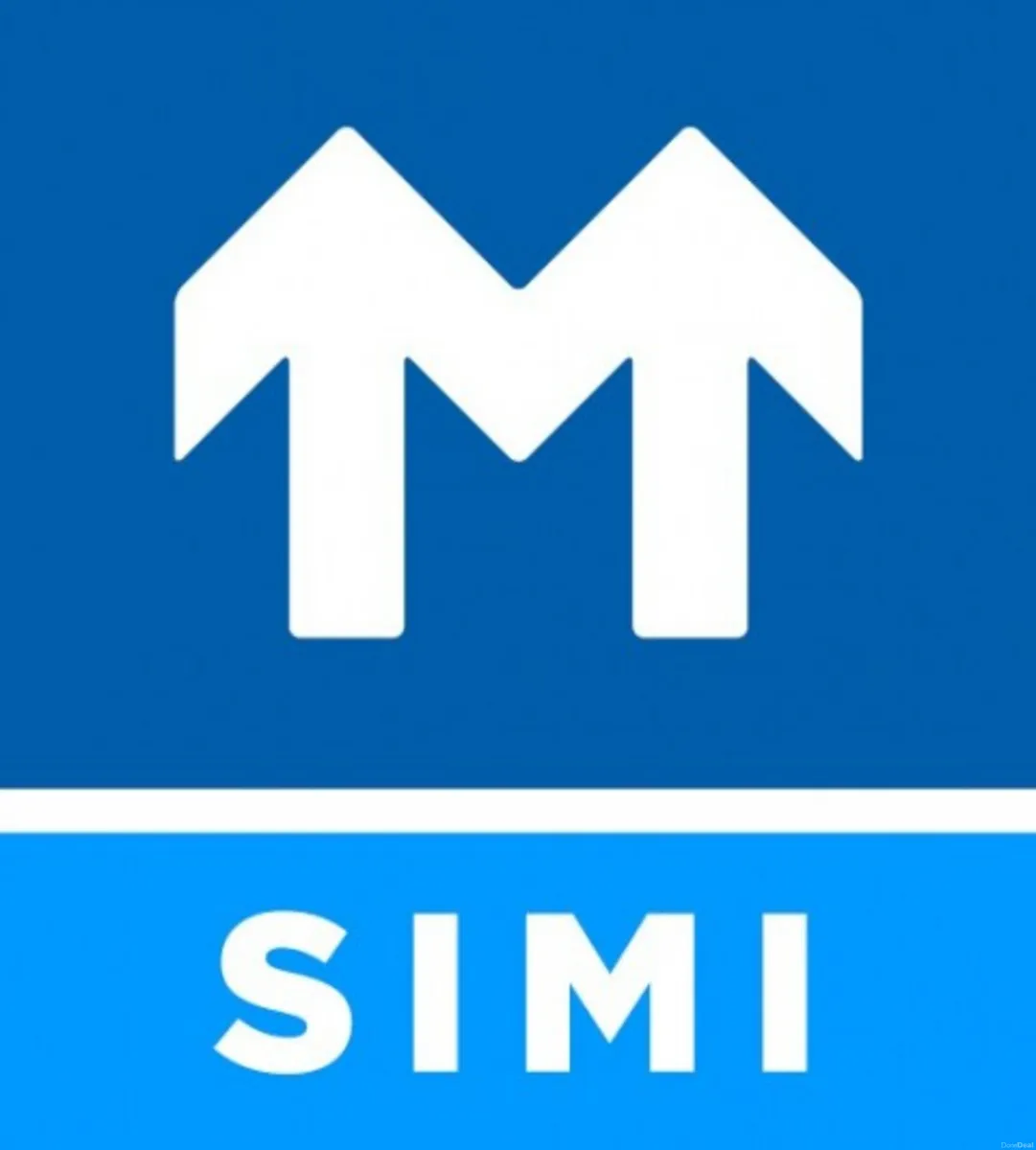 2026 Ford Tourneo Custom PHEV Taxi 8 Seats - Image 4