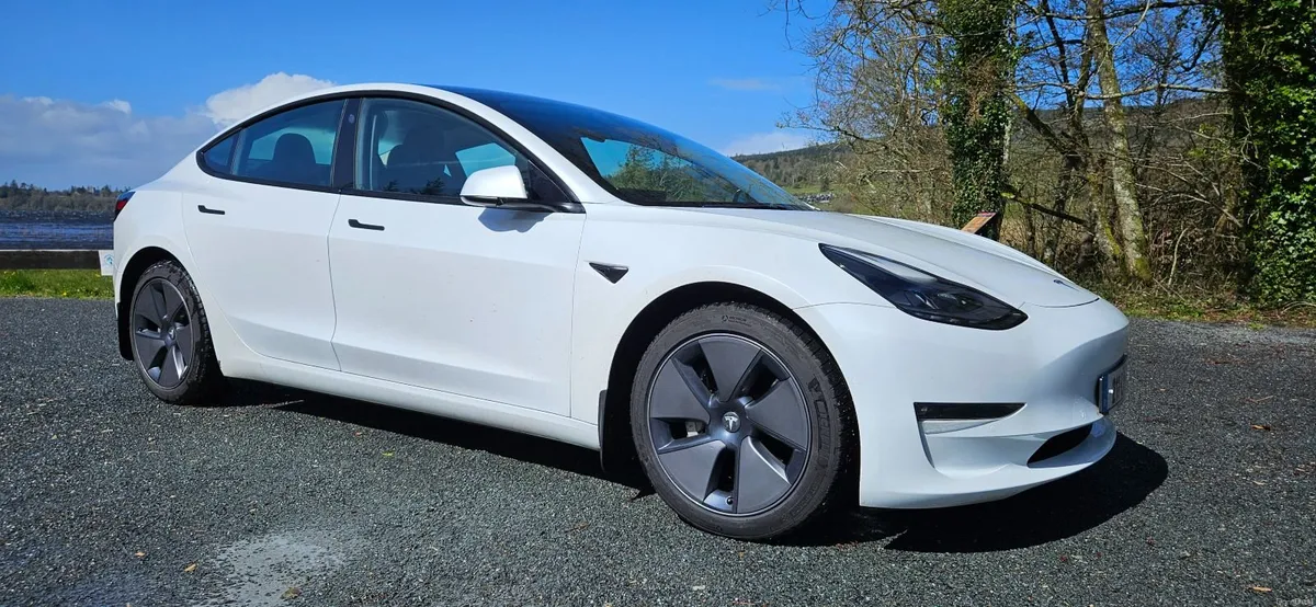 Tesla Model 3 2021 - Image 1