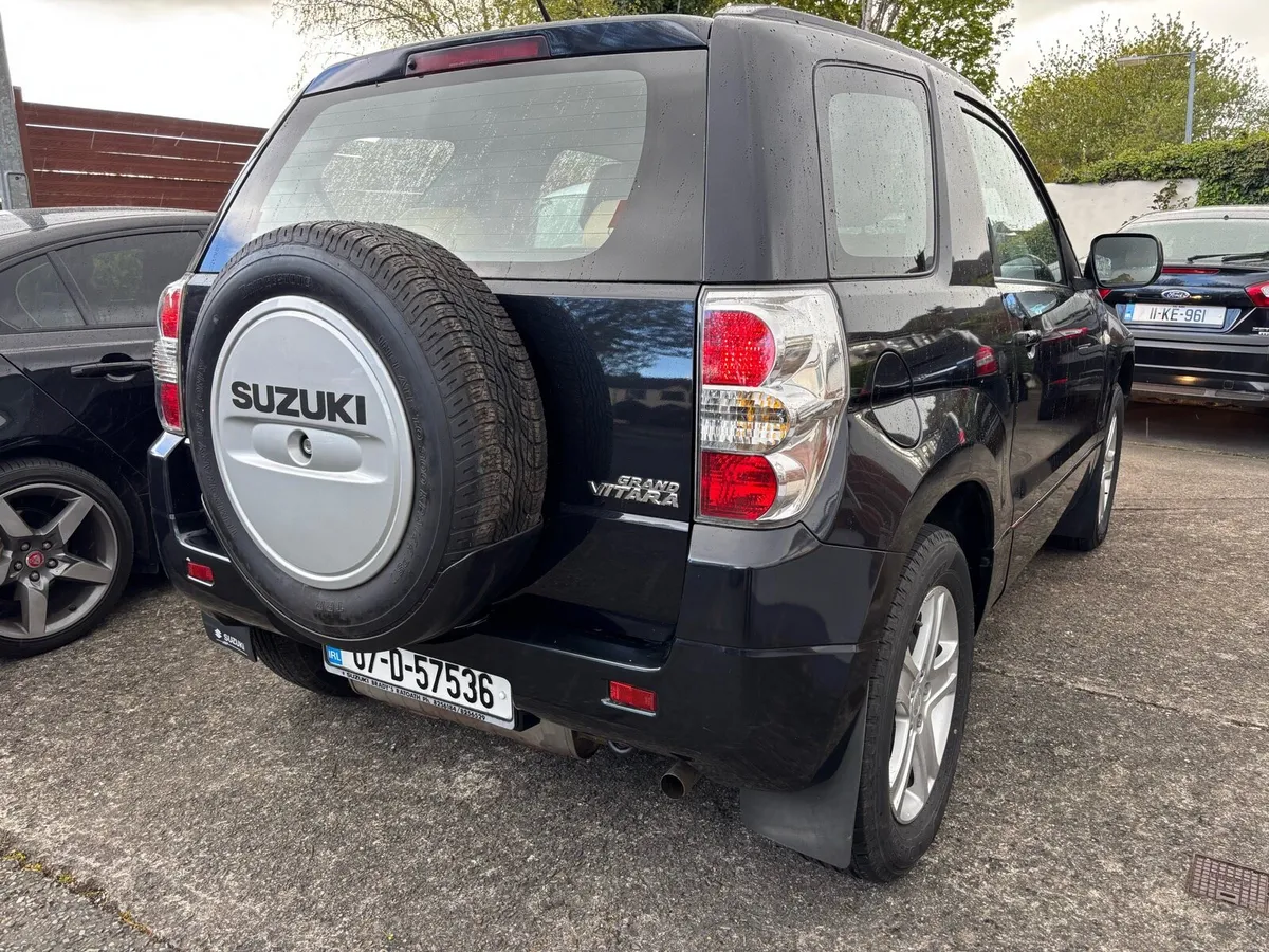 Suzuki Grand Vitara 4x4 VERY LOW MILEAGE - Image 4