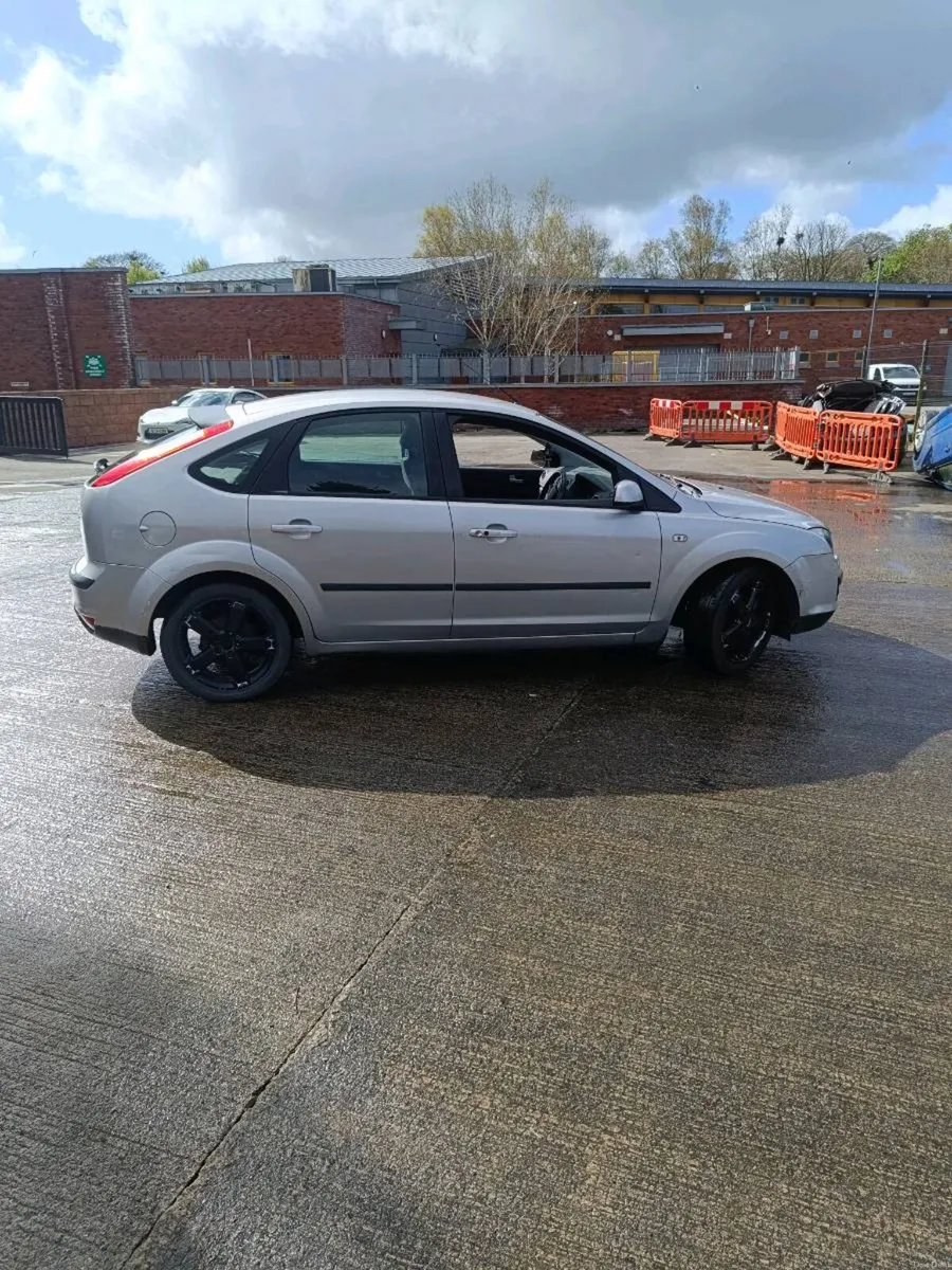 2007 Ford Focus Zetec - Image 2