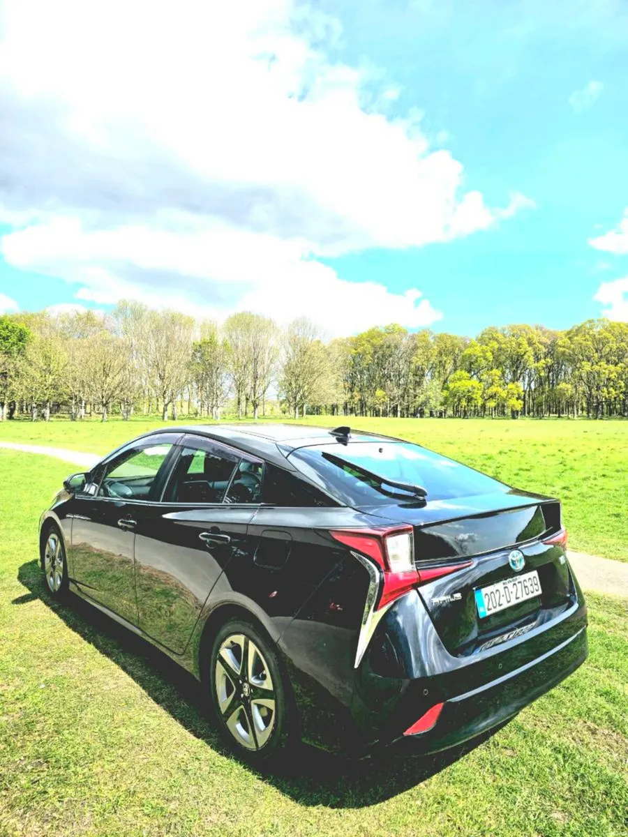 Toyota Prius HigSpex Leather Interior - Image 3