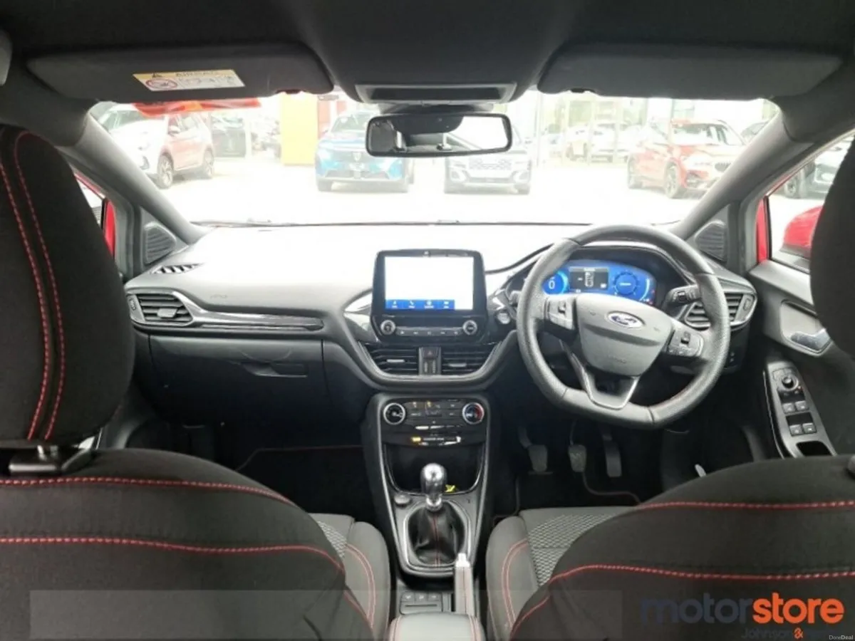 Ford Puma 1.0L EcoBoost Hybrid 155PS Titanium - Image 4