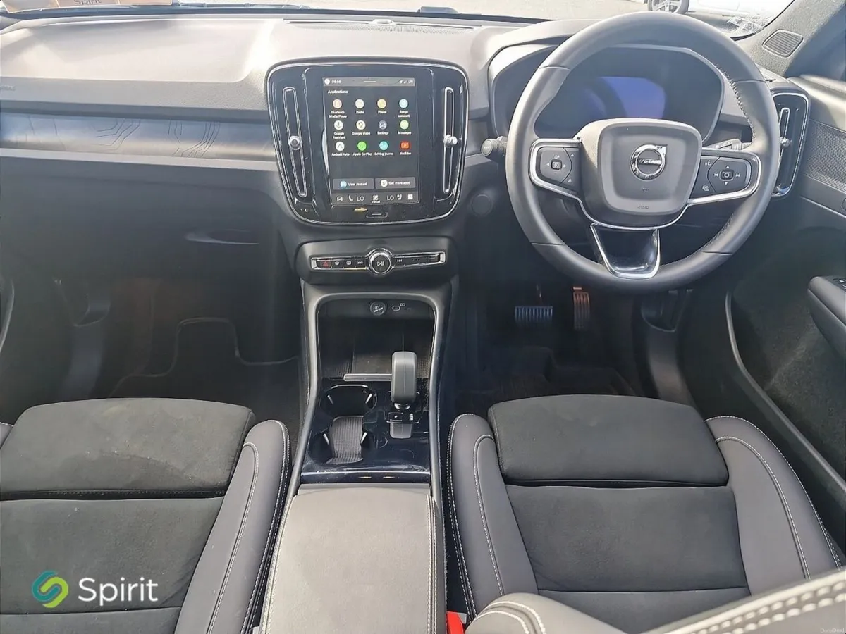 Volvo XC40 Fully Electric, Plus, F&R Heated Seats, - Image 4