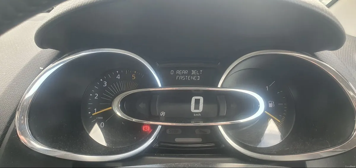 Renault Clio 2015 5 door hatch Nct 6/27 - Image 3