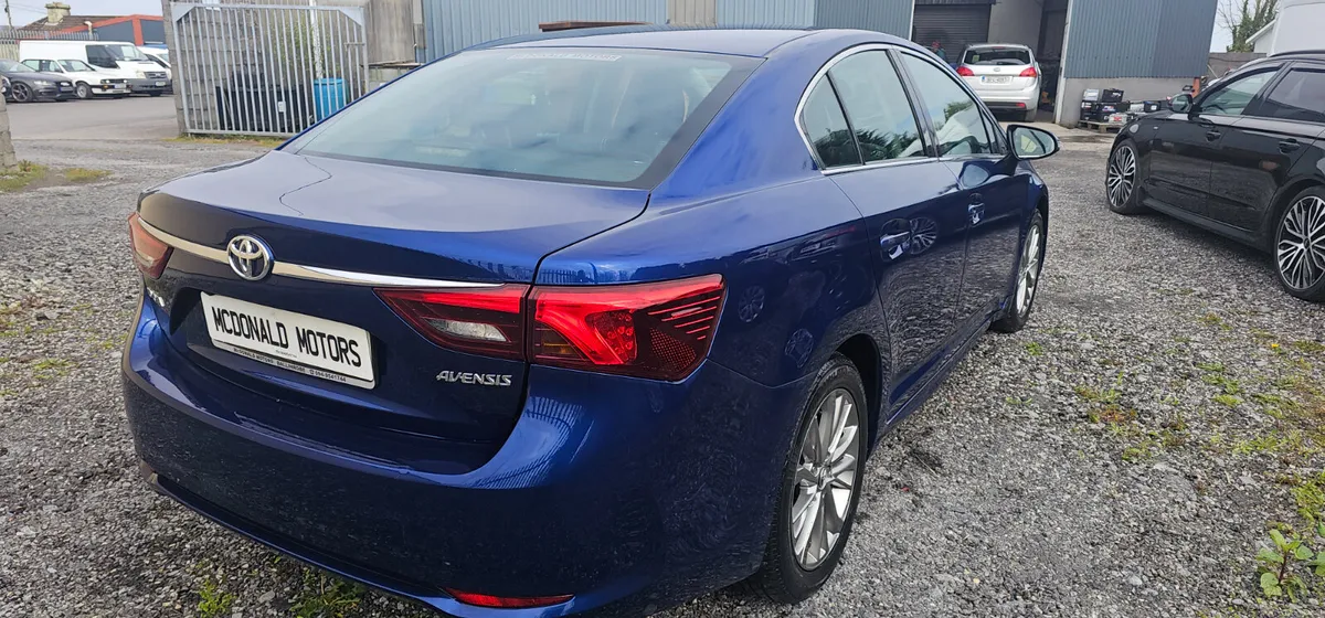 Toyota Avensis 2017 - Image 4
