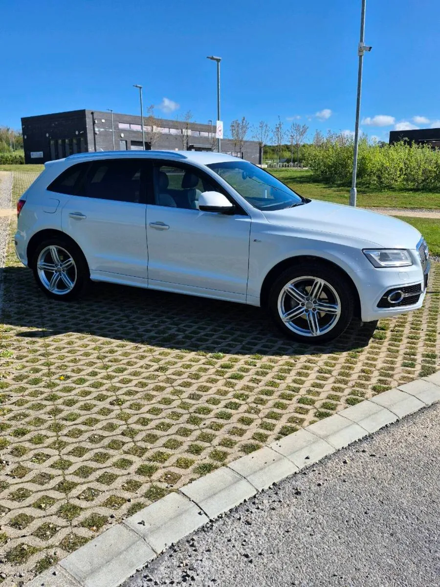 Immaculate audi Q5 quattro 4x4 - Image 2