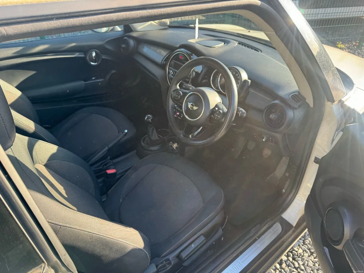 Mini one new nct low miles - Image 4