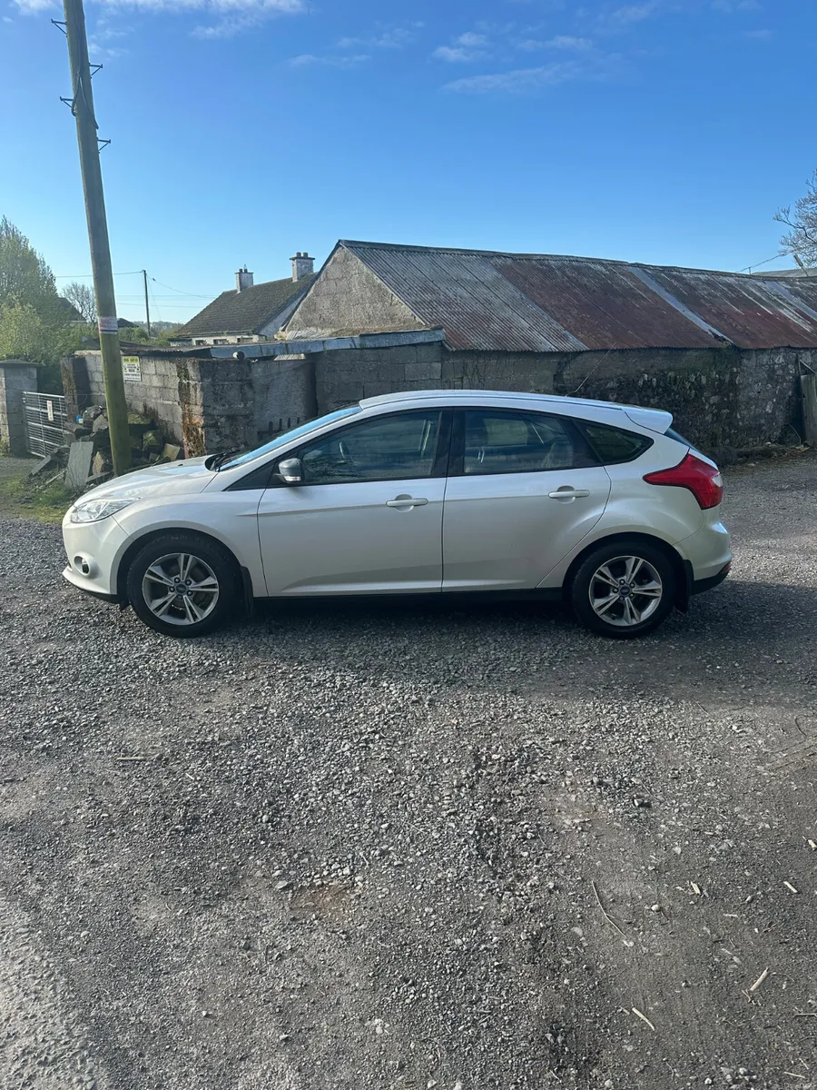 Ford Focus 2014 - Image 3