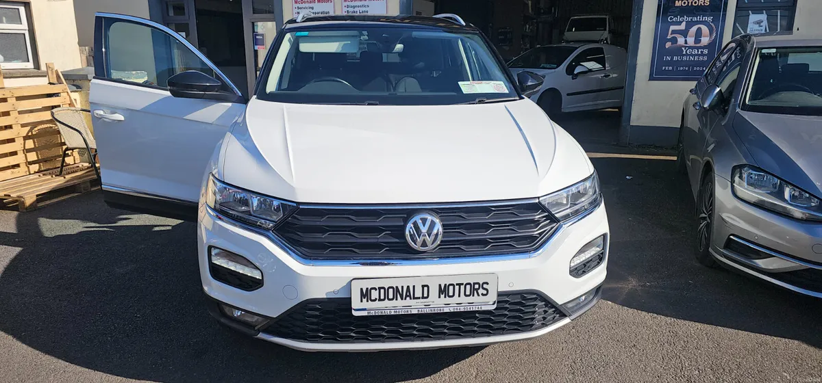 Volkswagen T-Roc 2019 - Image 1