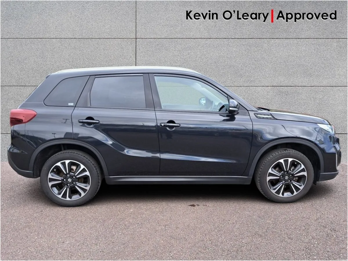 Suzuki Vitara 1.5 HEV SZ-5 ALLGRIP - Image 6