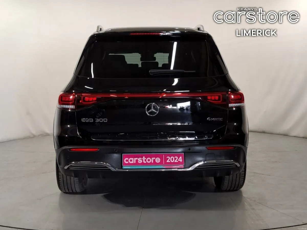 Mercedes-Benz 300 Eqb 300 Amg Line 4Matic  AMG Lin - Image 4