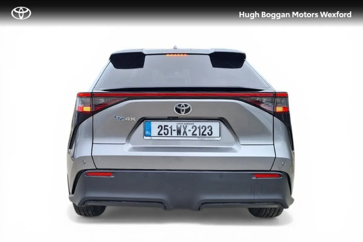 Toyota bZ4X SPORT ALL ELECTRIC 450KM RANGE!! - Image 4