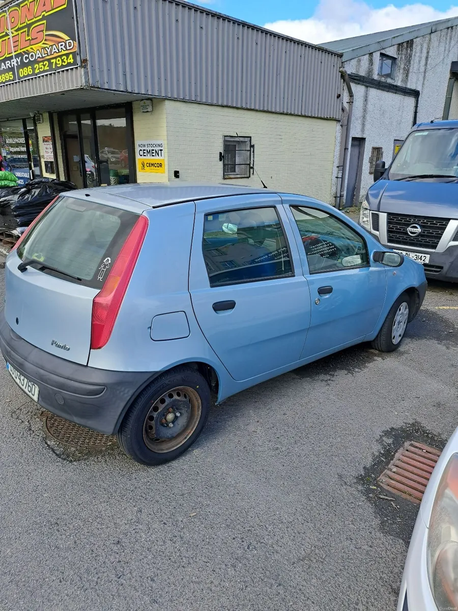 Fiat Punto 2003 - Image 2