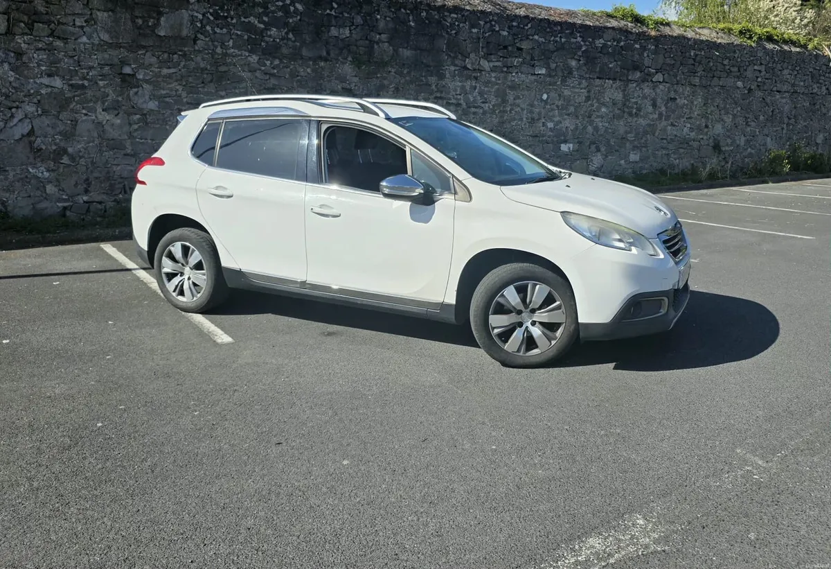 152 Peugeot 2008 1.2 Automatic - Image 3